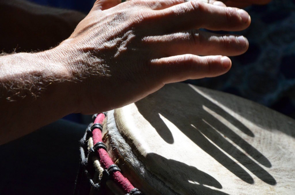 la frappe du djembe